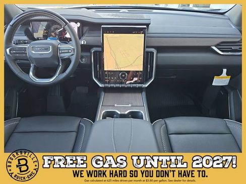 New 2026 GMC Acadia Denali w/ Super Cruise Package FWD image 11