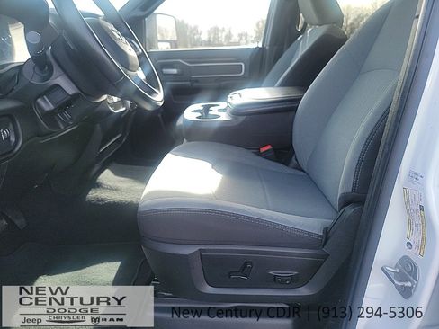 Used 2023 RAM 3500 Big Horn w/ Level 1 Equipment Group image 11