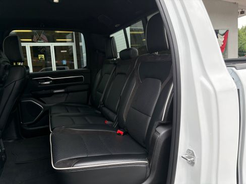 Used 2025 RAM 1500 Laramie w/ Off Road Group AWD/4WD image 12