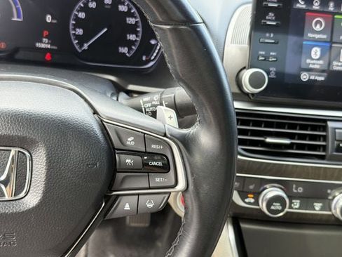 Used 2021 Honda Accord Touring image 23
