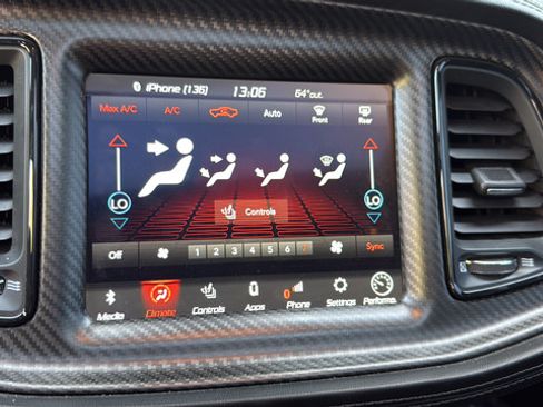 Used 2022 Dodge Challenger R/T Scat Pack RWD image 19