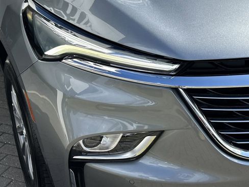 Certified 2023 Buick Enclave Essence image 8