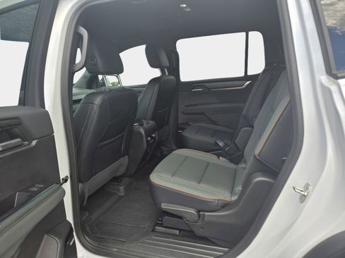 Used 2024 GMC Acadia AT4 w/ LPO, Floor Liner Package image 10