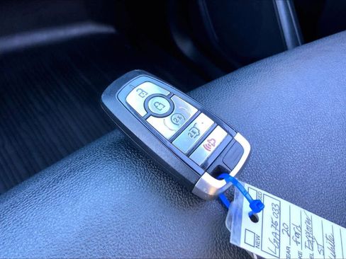 Used 2020 Ford Explorer ST image 14
