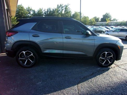 Used 2021 Chevrolet TrailBlazer RS w/ Sun and Liftgate Package image 4