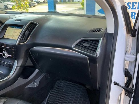 Used 2017 Ford Edge Titanium w/ Equipment Group 302A image 18