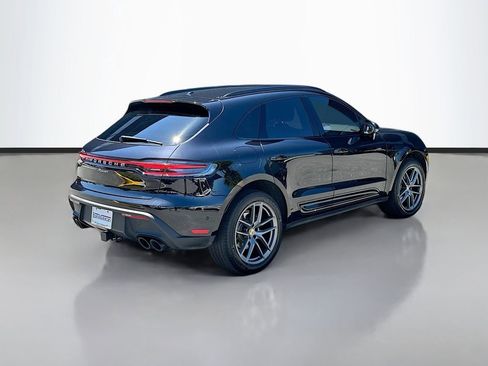 Certified 2023 Porsche Macan AWD/4WD image 9