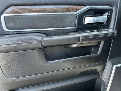 Used 2020 RAM 2500 Laramie AWD/4WD image 10