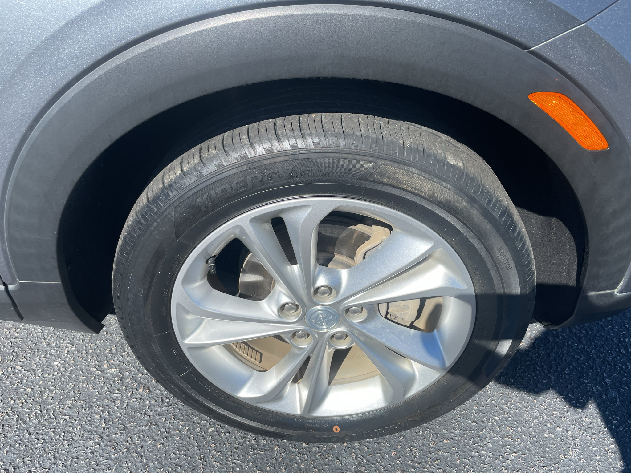 Certified 2020 Buick Encore GX Preferred w/ Cold Weather Comfort Package FWD image 7