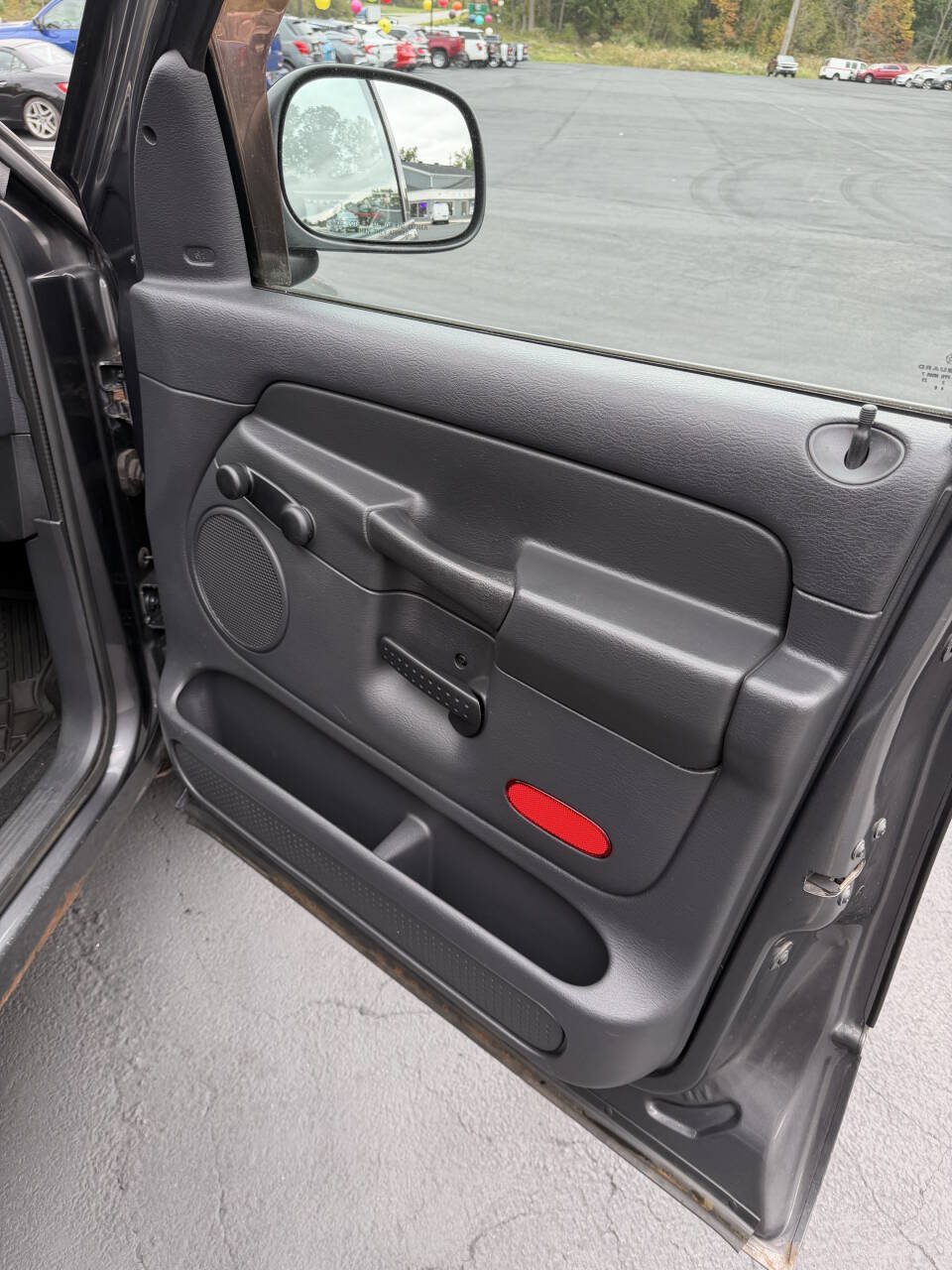 Used 2004 Dodge Ram 1500 Truck ST RWD image 9