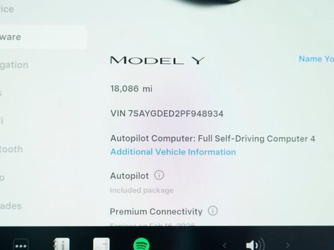 Used 2023 Tesla Model Y 2WD image 62