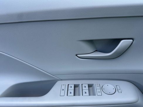 Used 2026 Hyundai Kona SE FWD image 10