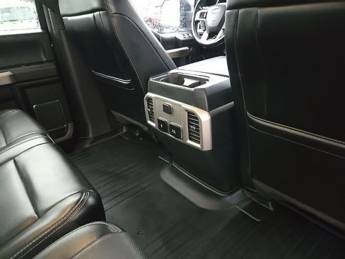 Used 2018 Ford F150 Lariat AWD/4WD image 96