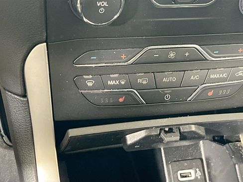 Used 2020 Ford Edge SEL w/ Convenience Package AWD/4WD image 20