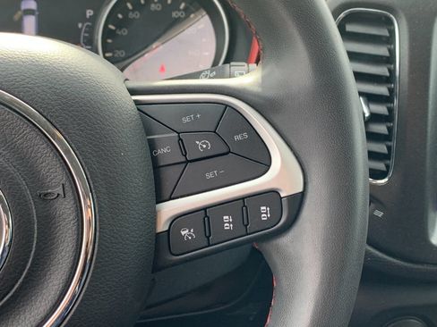 Used 2021 Jeep Compass Trailhawk AWD/4WD image 27