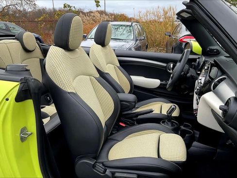 Certified 2023 MINI Cooper S image 8