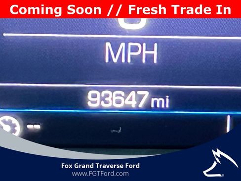 Used 2022 GMC Terrain SLE w/ Driver Convenience Package FWD image 5