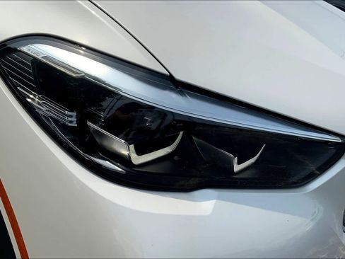 Used 2022 BMW X5 xDrive40i w/ Premium Package image 25