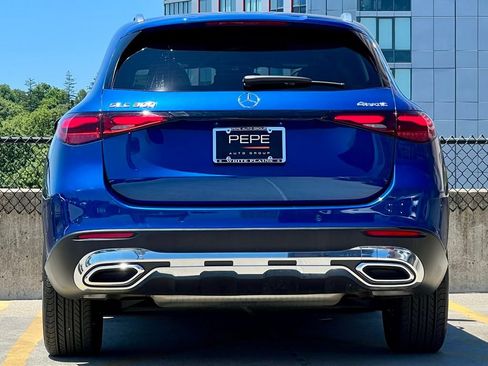 Certified 2026 Mercedes-Benz GLC 300 4MATIC image 6