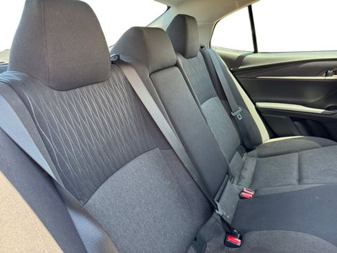 Used 2025 Toyota Camry LE FWD image 18