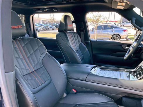 Certified 2025 Nissan Armada PRO-4X w/ Pro-4X Premium Package image 9