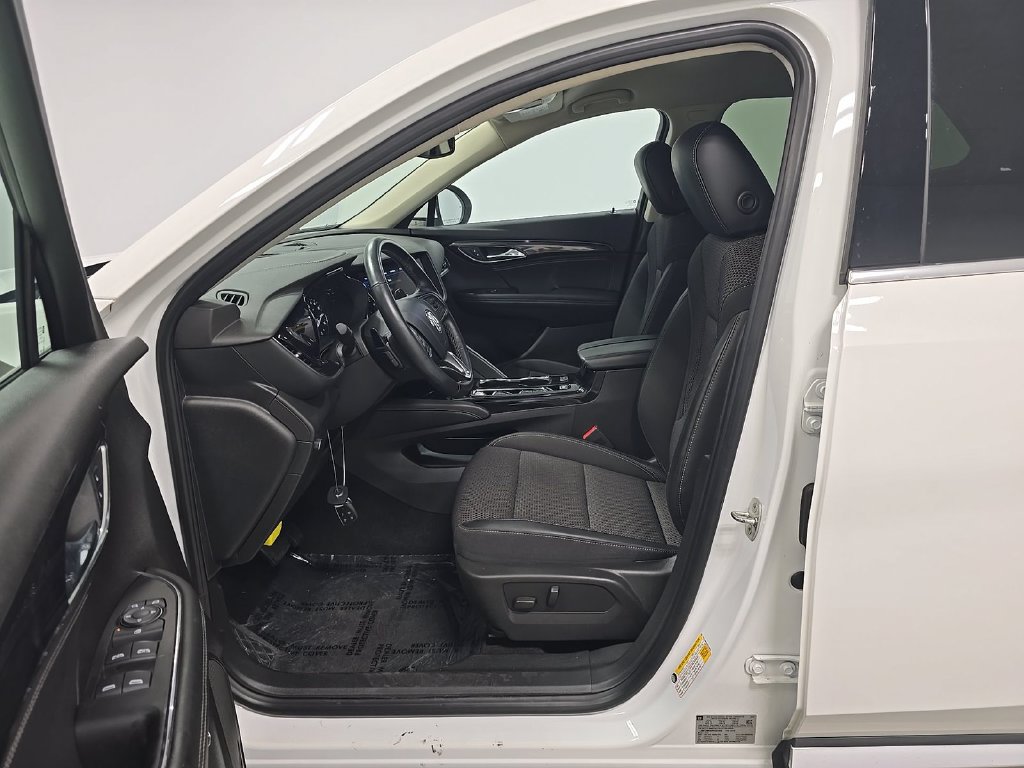 Used 2023 Buick Envision Preferred AWD/4WD image 3