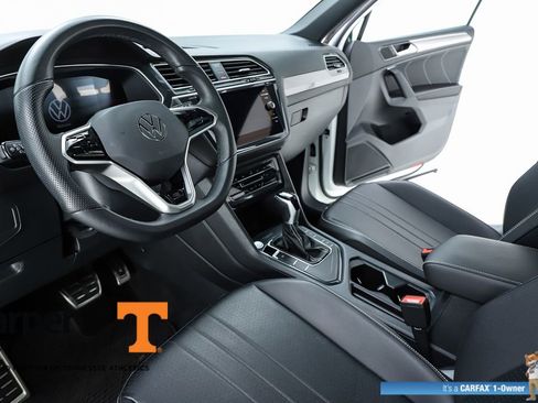 Used 2024 Volkswagen Tiguan SE R-Line FWD image 19