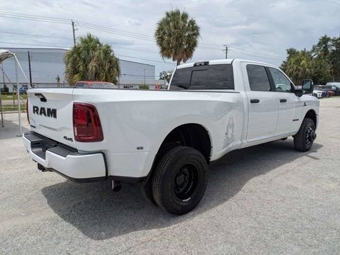 New 2026 RAM 3500 Big Horn AWD/4WD image 3