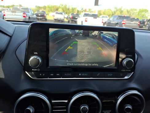 Used 2024 Nissan Sentra S image 15