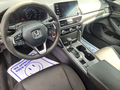 Used 2019 Honda Accord LX image 12