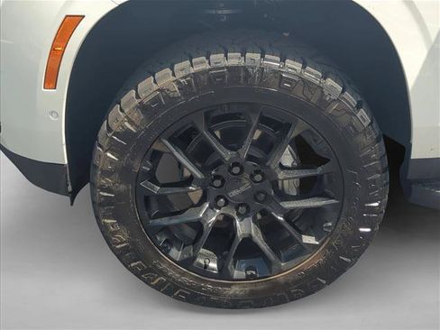 Used 2026 GMC Yukon Denali w/ LPO, Floor Liner Package AWD/4WD image 28