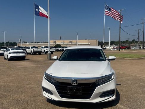 Used 2019 Honda Accord LX image 5