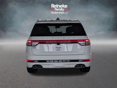 Used 2025 Lincoln Aviator Reserve w/ Jet Appearance Package image 6