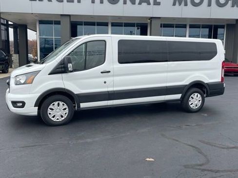 Used 2023 Ford Transit 350 XLT RWD image 2