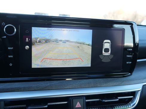 Used 2023 Kia K5 EX image 30