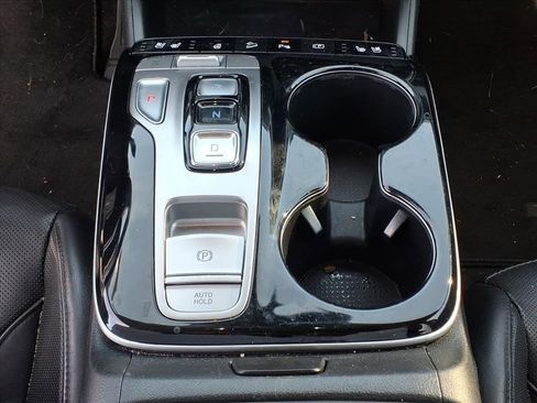 Certified 2022 Hyundai Tucson Limited image 17