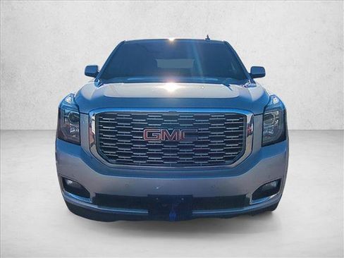 Used 2020 GMC Yukon Denali w/ Denali Ultimate Package image 2