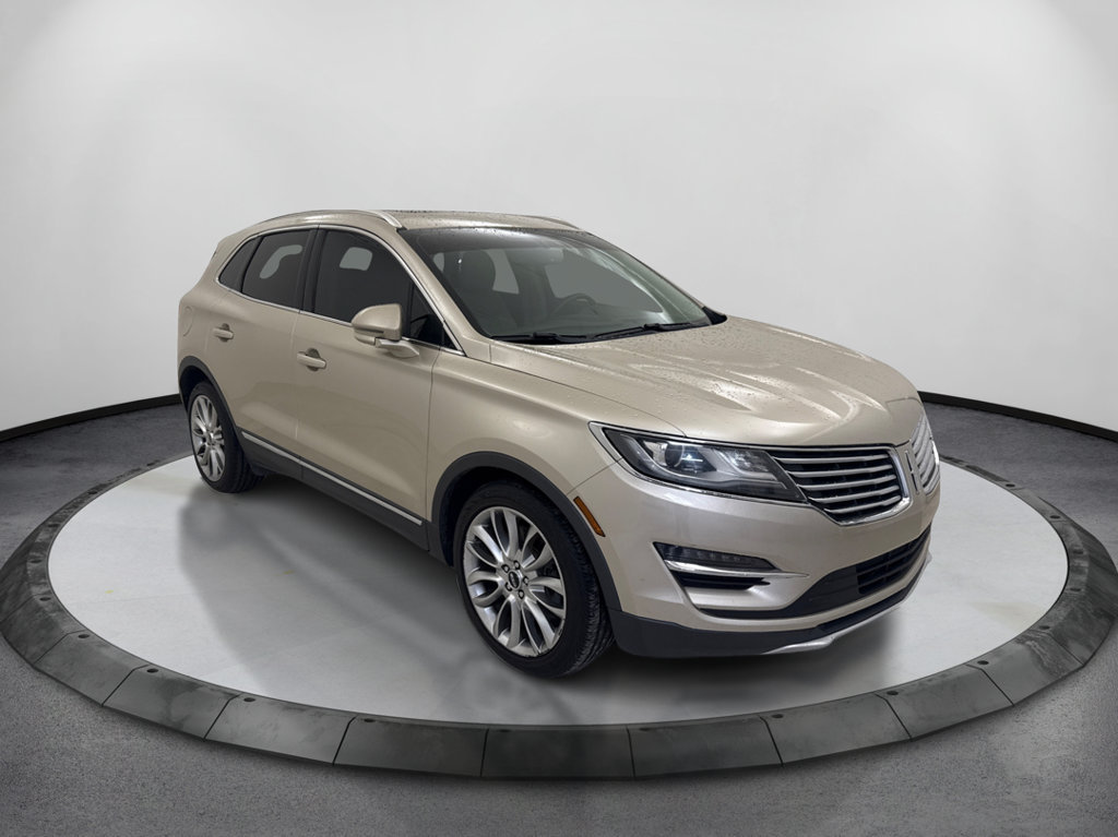 Used 2017 Lincoln MKC Reserve FWD image 3