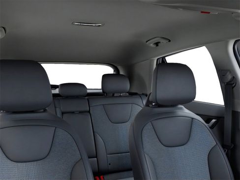 New 2026 Kia Niro EX image 27