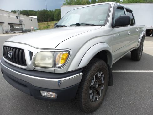 Used 2002 Toyota Tacoma 4x4 Double Cab image 3