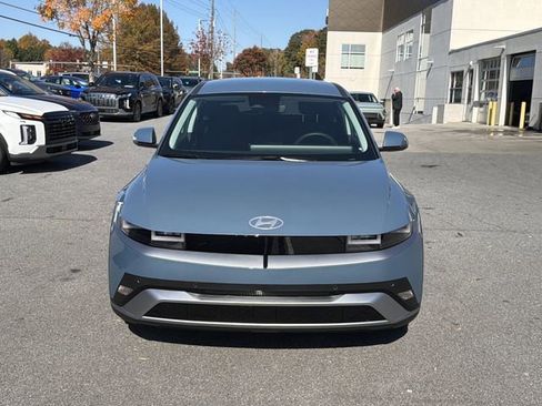 New 2026 Hyundai Ioniq 5 SEL image 2