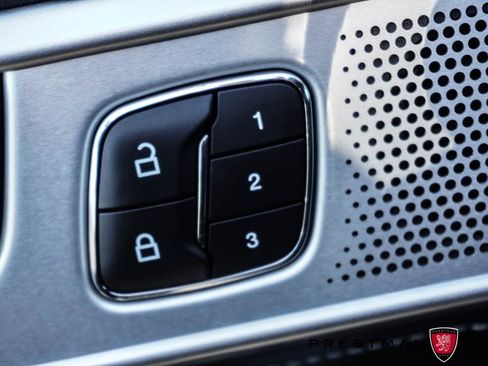 Used 2020 Ford Explorer ST w/ Premium Technology Package image 27