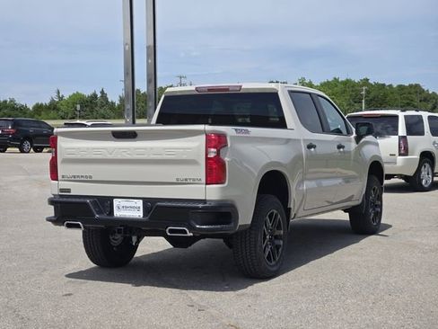 New 2026 Chevrolet Silverado 1500 Custom Trail Boss AWD/4WD image 4