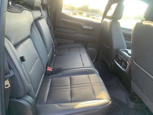 Used 2023 Chevrolet Silverado 1500 High Country AWD/4WD image 28