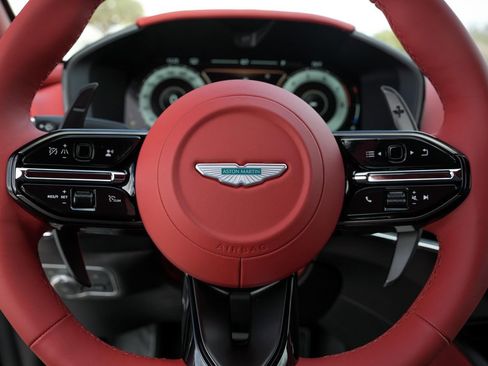 New 2026 Aston Martin DBX 707 image 17