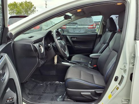 Used 2018 Toyota Corolla SE w/ Carpet Mat Package (TMS) FWD image 15