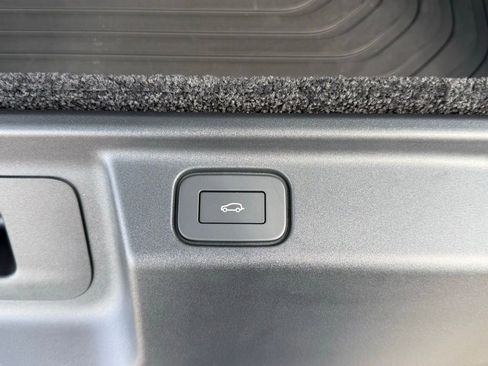 New 2026 Land Rover Range Rover SE AWD/4WD image 35