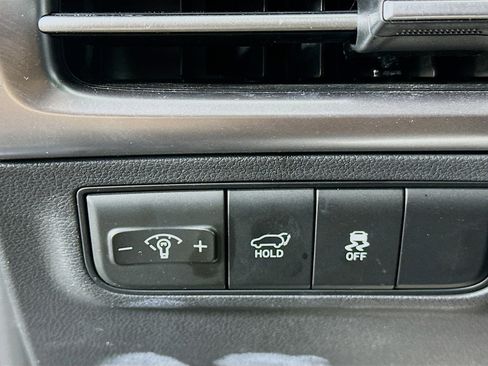 Used 2025 Hyundai Tucson SEL AWD/4WD image 16