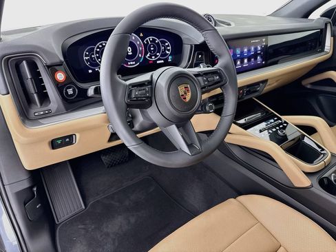 New 2026 Porsche Cayenne AWD/4WD image 4