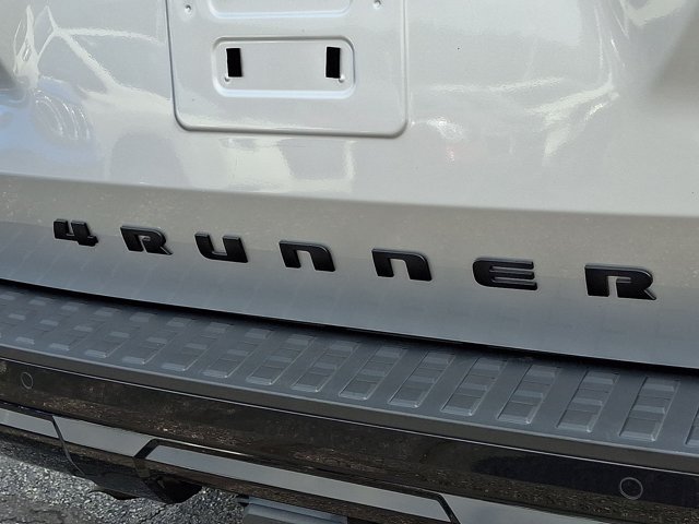Used 2025 Toyota 4Runner TRD Sport AWD/4WD image 34